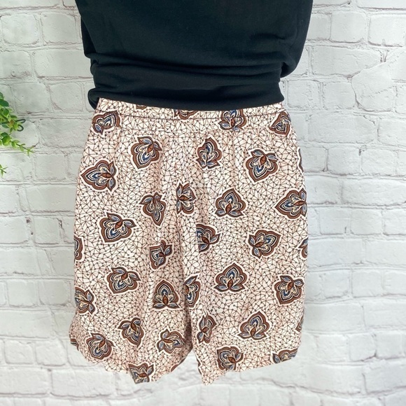 H&m women's print shorts 8 - Picture 2 of 2